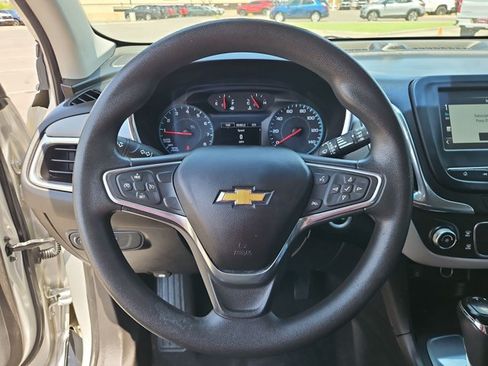 Certified 2018 Chevrolet Equinox LT FWD image 14
