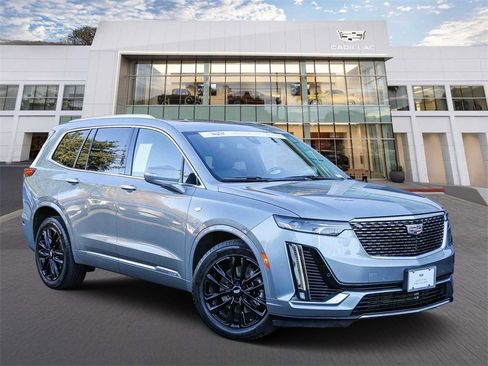 Used 2023 Cadillac XT6 Premium Luxury image 1