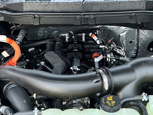 Used 2025 Ford F150 Lariat w/ Equipment Group 502A High image 37