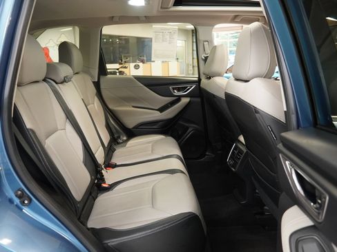 Used 2021 Subaru Forester Limited AWD/4WD image 32