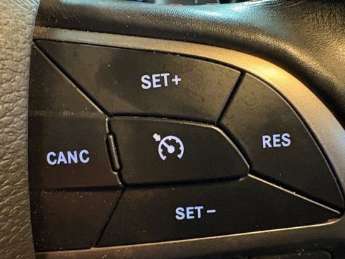 Used 2021 Jeep Grand Cherokee Trailhawk AWD/4WD image 14