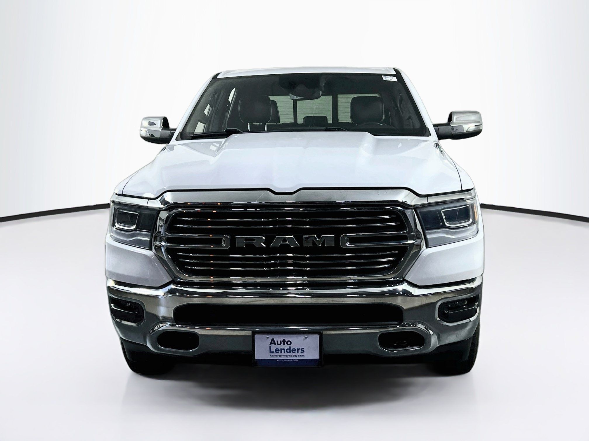 Used 2023 RAM 1500 Laramie AWD/4WD image 2