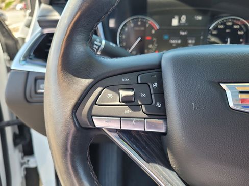 Certified 2024 Cadillac XT6 Premium Luxury AWD/4WD image 21