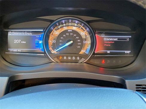 Used 2017 Ford Explorer Limited image 17