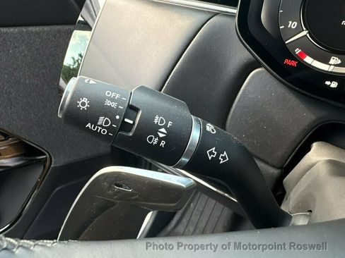 Used 2025 Land Rover Range Rover Sport Dynamic SE AWD/4WD image 20