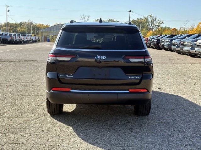 Used 2023 Jeep Grand Cherokee L Limited AWD/4WD image 4