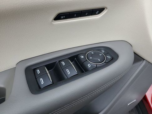 Certified 2024 Cadillac XT6 Premium Luxury w/ LPO, Floor Liner Package image 25