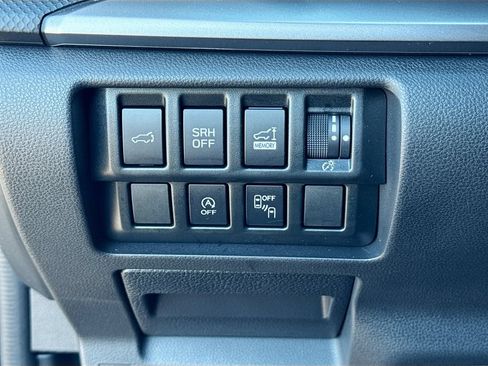Used 2024 Subaru Forester Premium AWD/4WD image 6