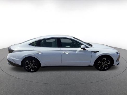 Used 2025 Hyundai Sonata SEL image 16