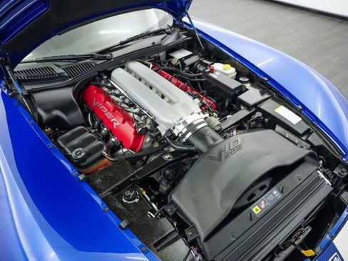 Used 2006 Dodge Viper SRT-10 w/ First Edition Group RWD image 39
