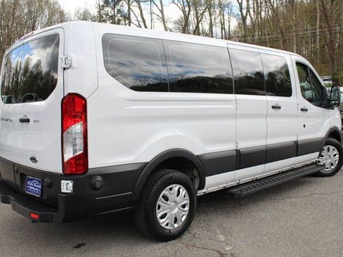 Used 2019 Ford Transit 350 XLT RWD image 5