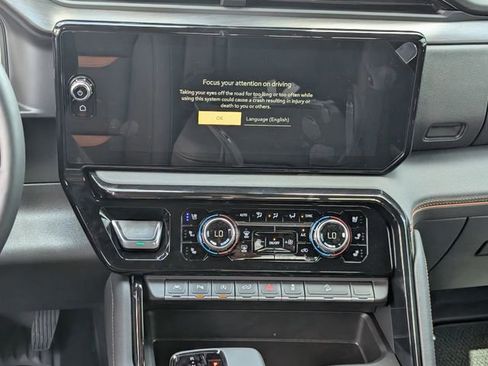 New 2026 GMC Sierra 1500 AT4 w/ Technology Package AWD/4WD image 11