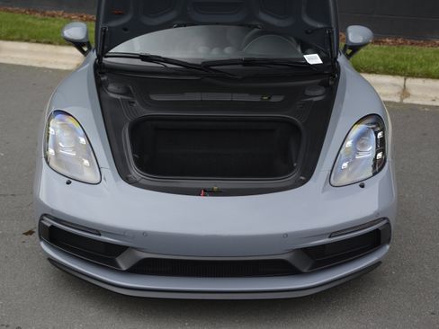Certified 2025 Porsche 718 Cayman GTS RWD image 29