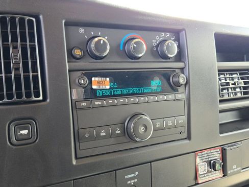 New 2026 Chevrolet Express 2500 w/ Communications Package RWD image 23