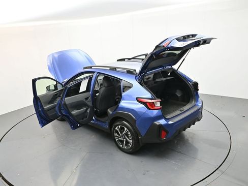 Certified 2025 Subaru Crosstrek 2.0i Premium image 37