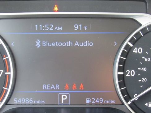 Used 2024 Nissan Altima 2.5 SV FWD image 28
