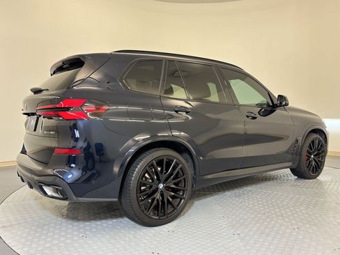 Certified 2024 BMW X5 sDrive40i w/ M Sport Package image 8