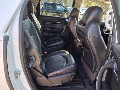 Used 2017 GMC Acadia Limited SLT image 17