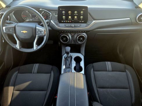 Used 2025 Chevrolet Blazer LT image 26