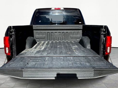 Used 2019 Ford F150 Platinum w/ Equipment Group 701A Luxury image 30