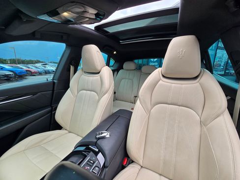 Used 2019 Maserati Levante GranSport AWD/4WD image 29