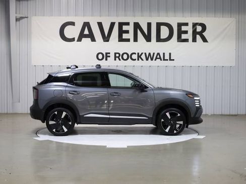 New 2026 Nissan Kicks SR w/ Interior Electronics Package image 5