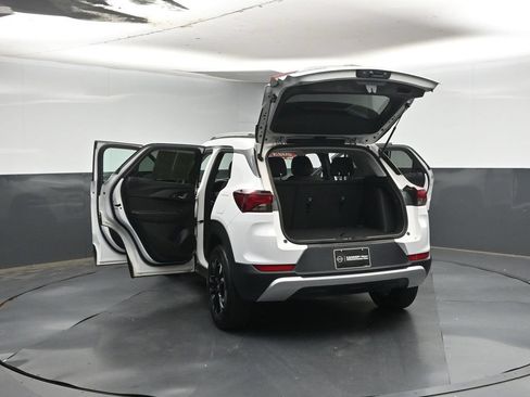 Used 2023 Chevrolet TrailBlazer LT w/ Convenience Package FWD image 46
