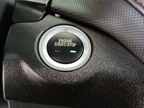 Used 2024 Chevrolet Equinox RS FWD image 17
