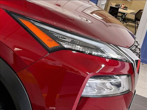Certified 2023 Nissan Rogue SV AWD/4WD image 32