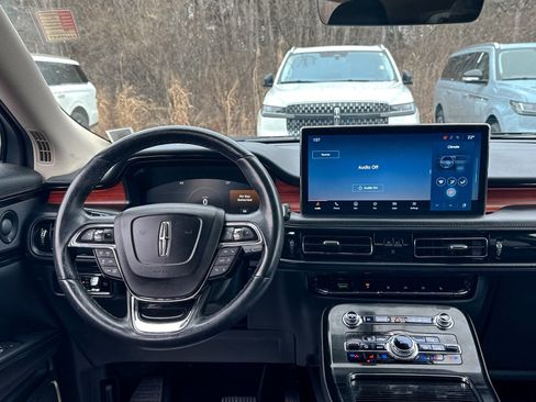 Used 2023 Lincoln Nautilus Reserve w/ Equipment Group 201A image 24