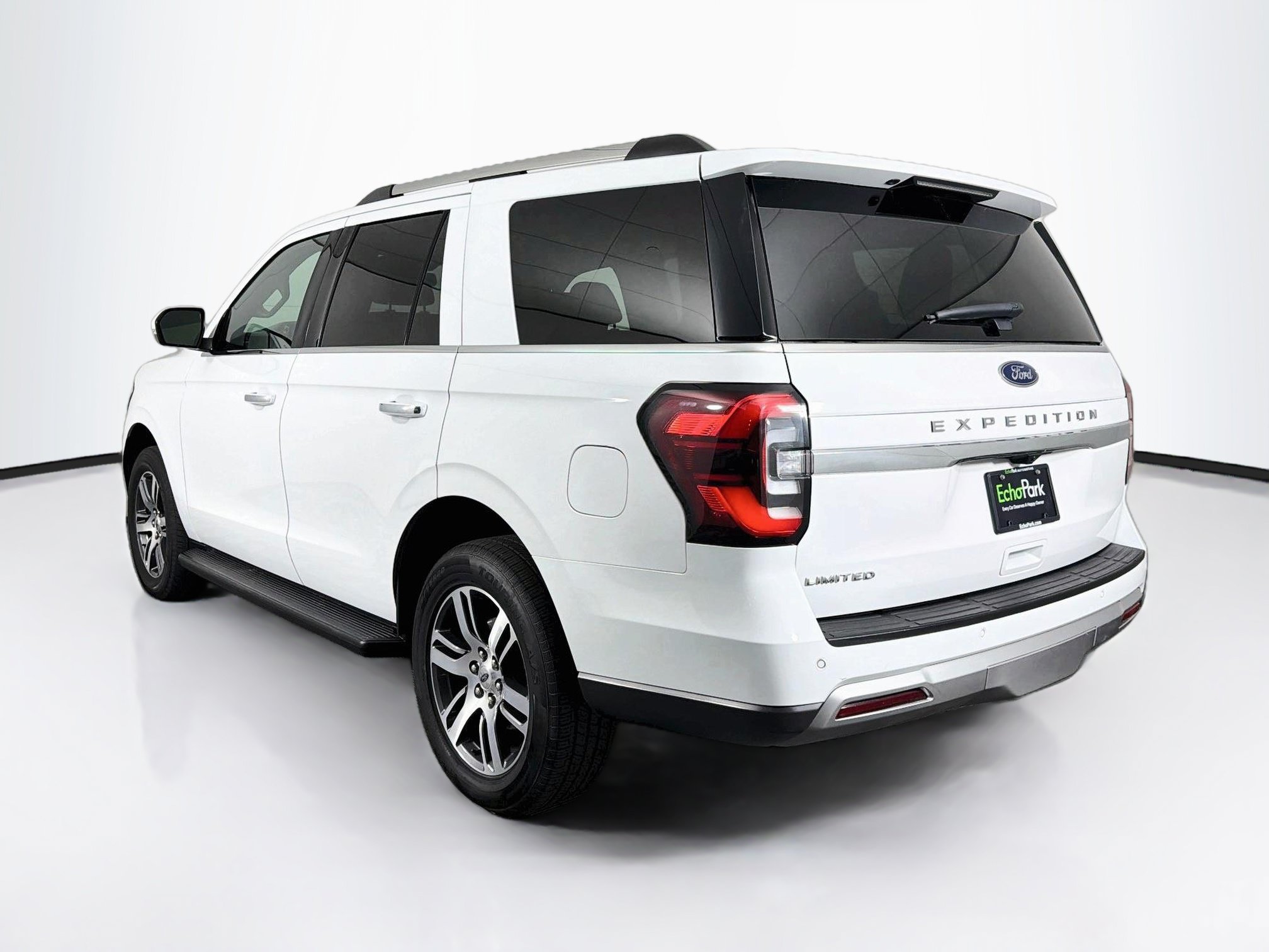 Used 2024 Ford Expedition Limited RWD image 5
