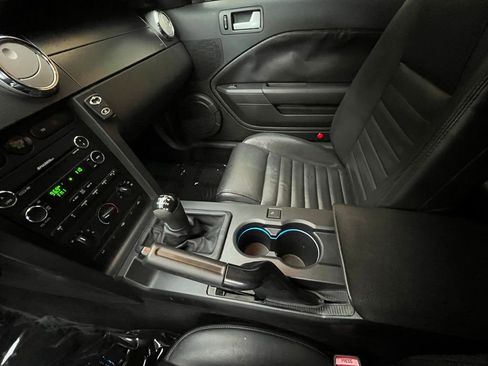 Used 2008 Ford Mustang GT RWD image 24