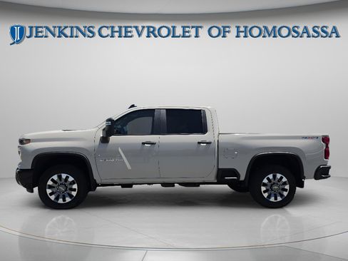 New 2026 Chevrolet Silverado 2500 Custom w/ Custom Value Package AWD/4WD image 9