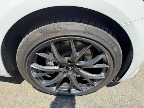 Used 2022 Tesla Model 3 Long Range AWD/4WD image 27