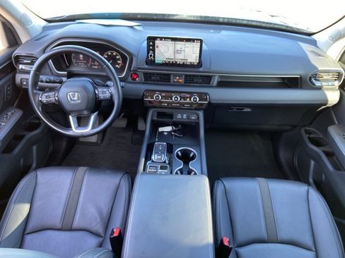 Used 2025 Honda Pilot Touring image 54