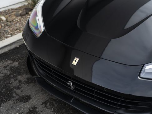 Certified 2018 Ferrari GTC4Lusso image 13