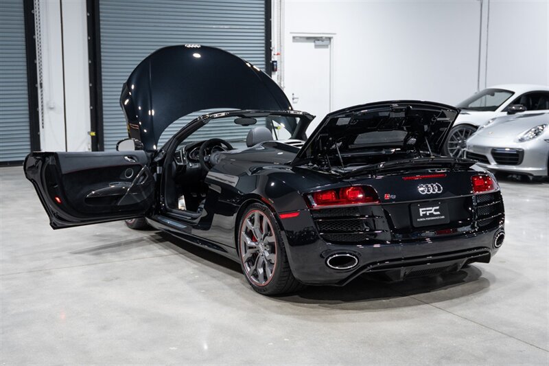 Used 2011 Audi R8 V10 AWD/4WD image 35