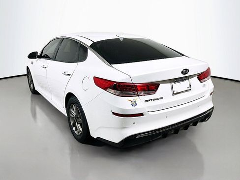 Used 2019 Kia Optima LX image 5