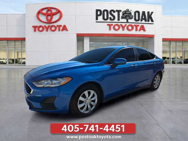 Used 2020 Ford Fusion S FWD image 2