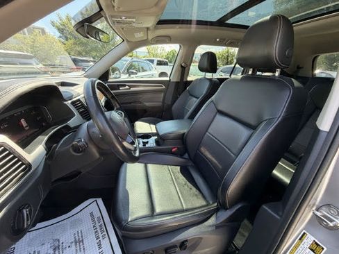 Used 2022 Volkswagen Atlas SE AWD/4WD image 9