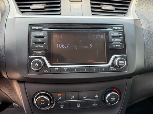 Used 2018 Nissan Sentra S w/ S Midnight Style Package FWD image 38