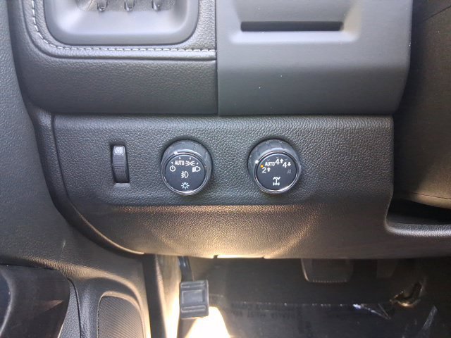 Used 2022 GMC Canyon Elevation w/ Trailering Package AWD/4WD image 17