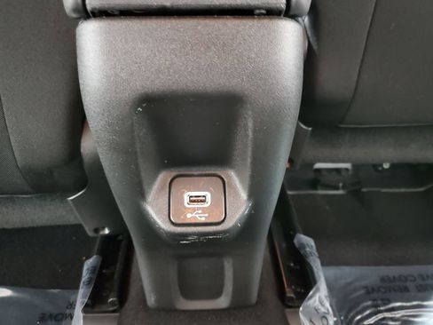 Used 2022 Jeep Renegade Altitude image 24