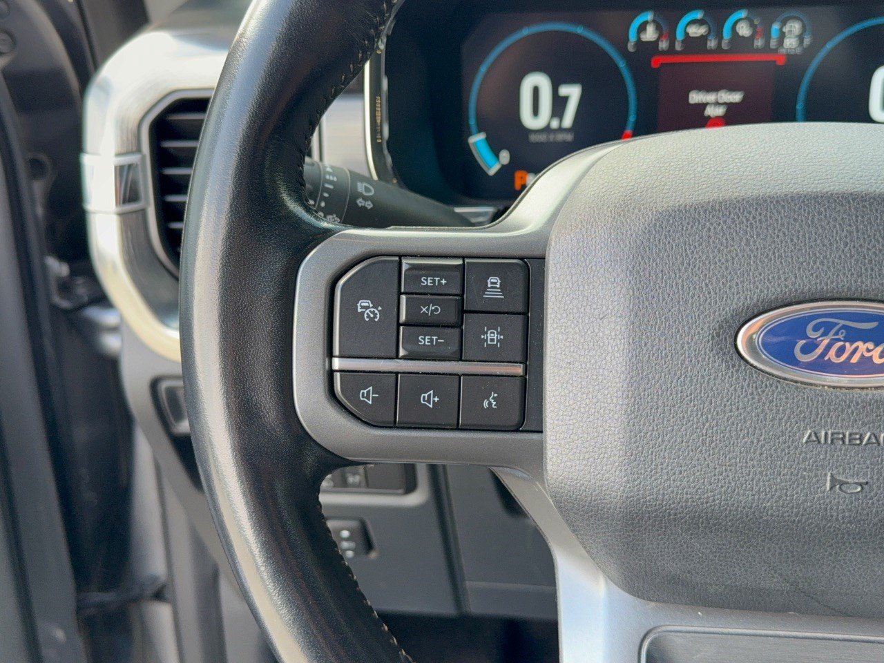 Used 2021 Ford F150 Lariat AWD/4WD image 18