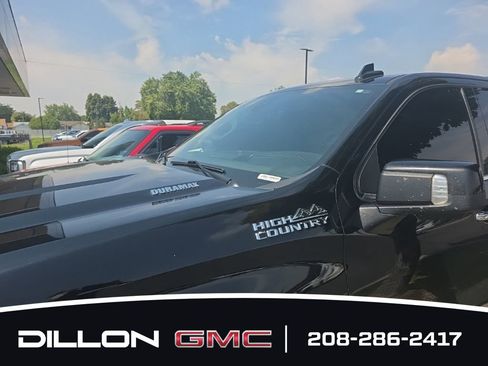 Used 2021 Chevrolet Silverado 1500 High Country w/ Technology Package AWD/4WD image 20