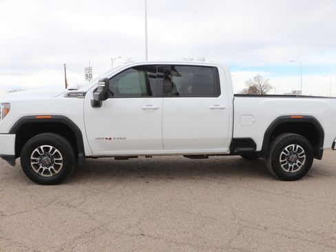 Used 2021 GMC Sierra 2500 AT4 w/ Gooseneck/5TH Wheel Package image 4