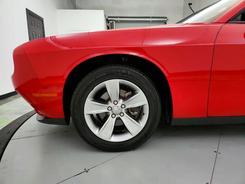 Used 2021 Dodge Challenger SXT RWD image 28