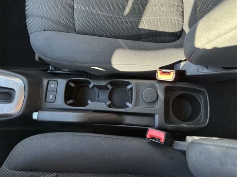 Used 2017 Chevrolet Sonic LT image 16