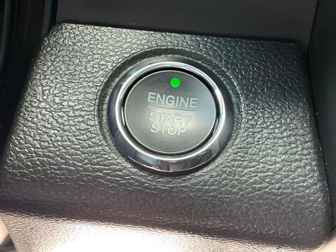 Certified 2021 Ford F350 Platinum w/ Tremor Off-Road Package image 43