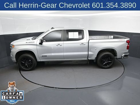 Used 2022 Chevrolet Silverado 1500 RST w/ Convenience Package II AWD/4WD image 31